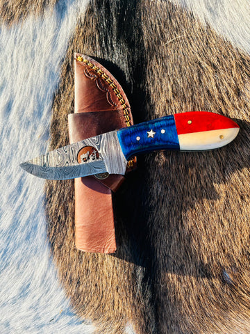 Cowboy Church Premium Damascus Fixed Blade with Texas Handle - Best for Survival and Camping - Ready to use - Comes with Sheath